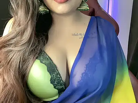 Snapshot of shanayaaa_1 chatting on 03/01/26, 07:03 shanayaaa 1 online show from 03/01/26, 07:03