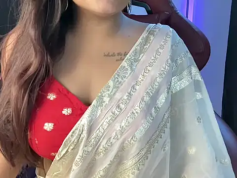 Snapshot of shanayaaa_1 chatting on 09/21/25, 06:46 shanayaaa 1 online show from 09/21/25, 06:46