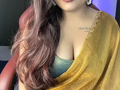 Snapshot of shanayaaa_1 chatting on 09/11/25, 06:41 shanayaaa 1 online show from 09/11/25, 06:41