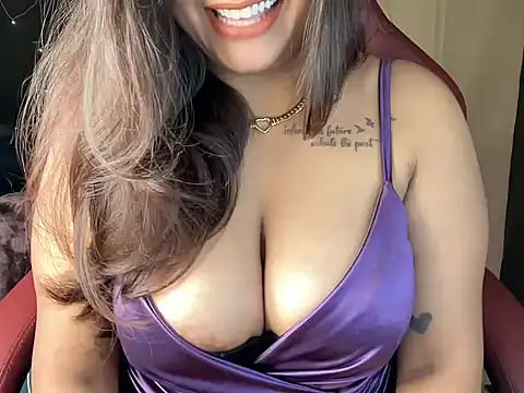 Snapshot of shanayaaa_1 chatting on 03/03/25, 06:24 shanayaaa 1 online show from 03/03/25, 06:24