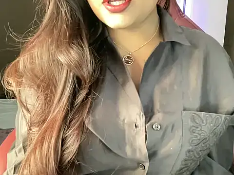 shanayaaa 1 online show from 12/05/25, 06:50