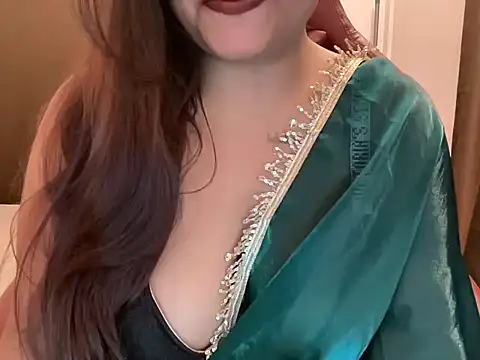 Snapshot of shanayaaa_1 chatting on 02/07/26, 01:35 shanayaaa 1 online show from 02/07/26, 01:35