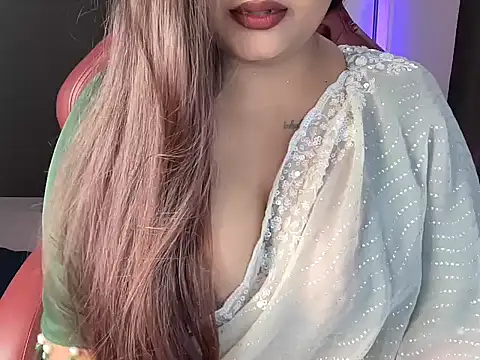 Snapshot of shanayaaa_1 chatting on 03/02/26, 08:05 shanayaaa 1 online show from 03/02/26, 08:05