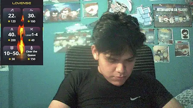 Snapshot of Valesh20 chatting on 05/19/26, 12:15 Valesh20 online show from 05/19/26, 12:15