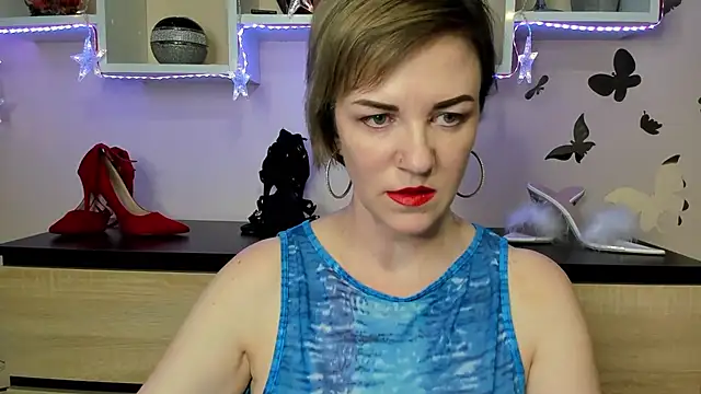 feliziaDesire online show from 02/26/25, 11:54