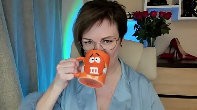 feliziaDesire online show from 03/22/26, 02:07