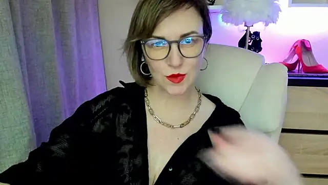 feliziaDesire online show from 11/24/25, 04:29