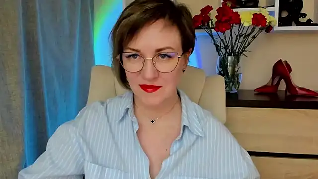 feliziaDesire online show from 04/05/26, 10:22