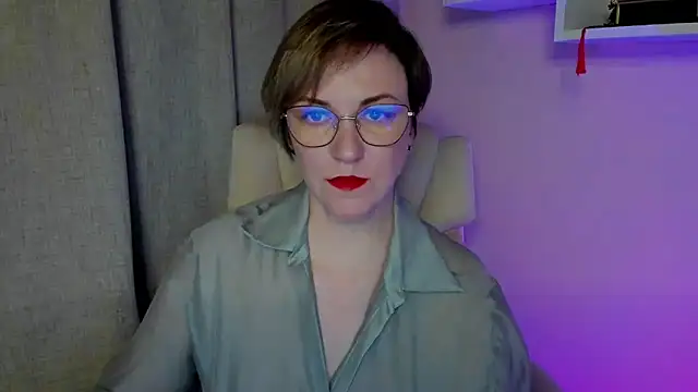 Snapshot of feliziaDesire chatting on 05/23/26, 06:45 feliziaDesire online show from 05/23/26, 06:45