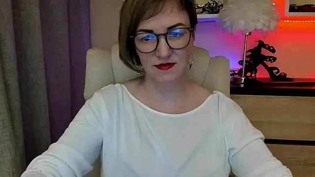 feliziaDesire online show from 12/04/25, 08:08