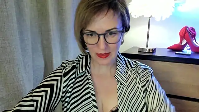 feliziaDesire online show from 10/19/25, 01:14