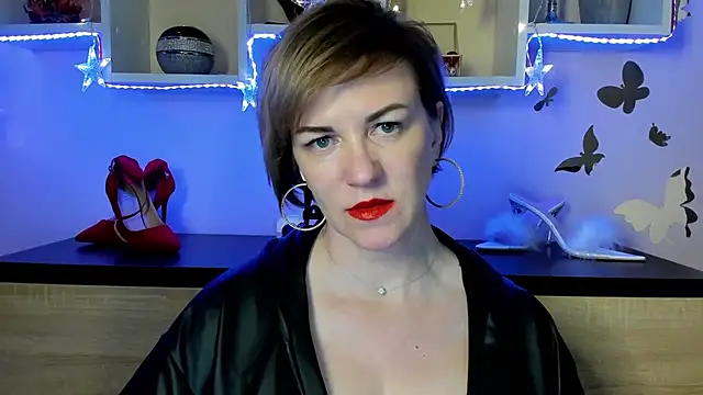 feliziaDesire online show from 03/18/25, 09:43