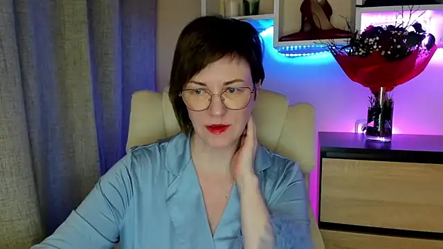 feliziaDesire online show from 02/18/26, 04:32