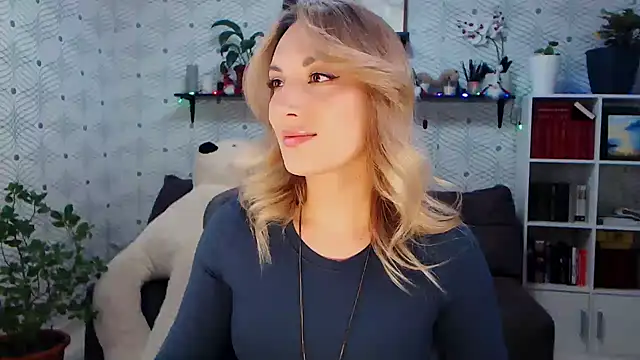 MillaXQueen online show from 01/18/26, 03:26