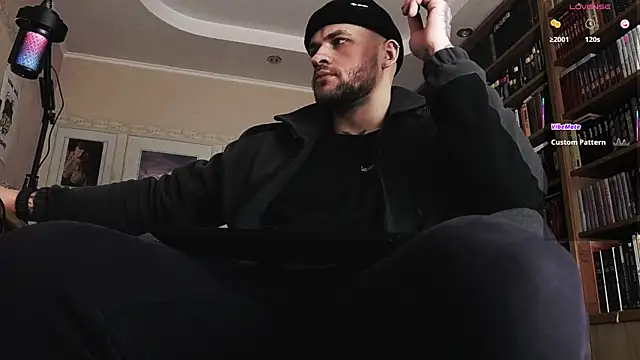 Snapshot of FindomJason chatting on 11/06/25, 03:49 FindomJason online show from 11/06/25, 03:49