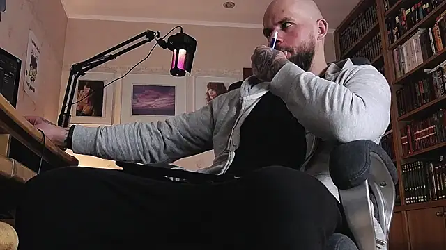 FindomJason online show from 05/03/26, 10:46
