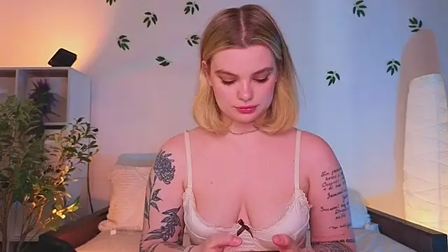 Hottie Jane online show from 05/02/26, 11:59