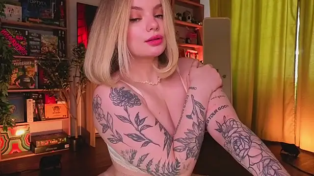 Hottie Jane online show from 04/10/26, 12:45