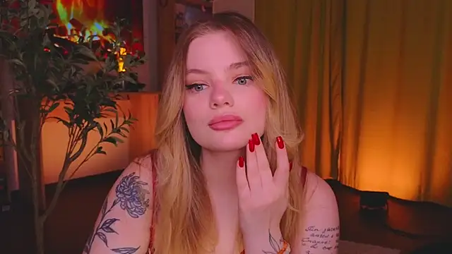 Hottie Jane online show from 10/19/25, 01:47