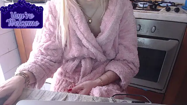 martachatte online show from 02/17/26, 08:44