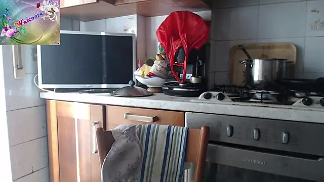 martachatte online show from 11/10/25, 09:14