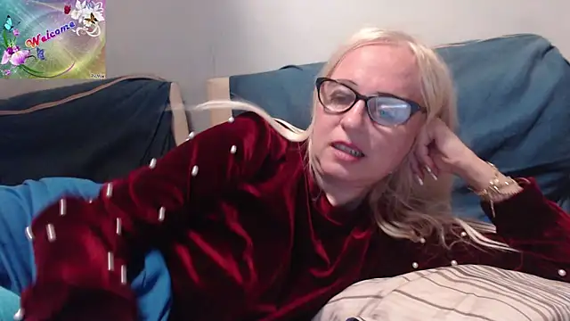 martachatte online show from 10/11/25, 07:48