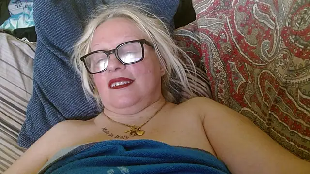 Snapshot of martachatte chatting on 06/23/26, 06:44 martachatte online show from 06/23/26, 06:44