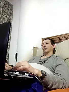 Snapshot of Pacobakan042 chatting on 06/11/26, 02:53 Pacobakan042 online show from 06/11/26, 02:53