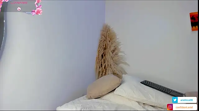 ariel35 online show from 03/20/26, 06:42