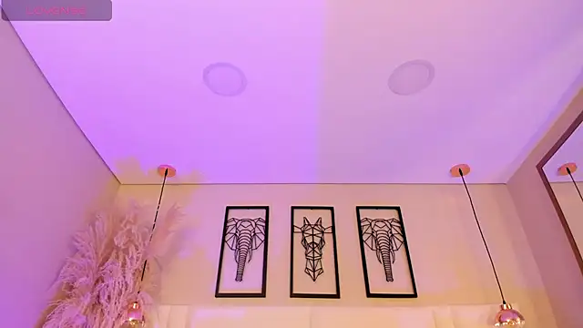 Snapshot of Rebeca_jones chatting on 10/30/25, 12:03 Rebeca jones online show from 10/30/25, 12:03