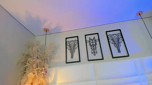 Snapshot of Rebeca_jones chatting on 11/27/25, 12:16 Rebeca jones online show from 11/27/25, 12:16