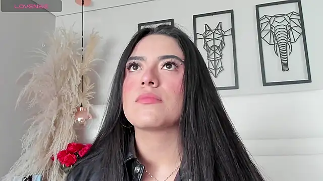 Snapshot of Rebeca_jones chatting on 11/20/25, 12:06 Rebeca jones online show from 11/20/25, 12:06