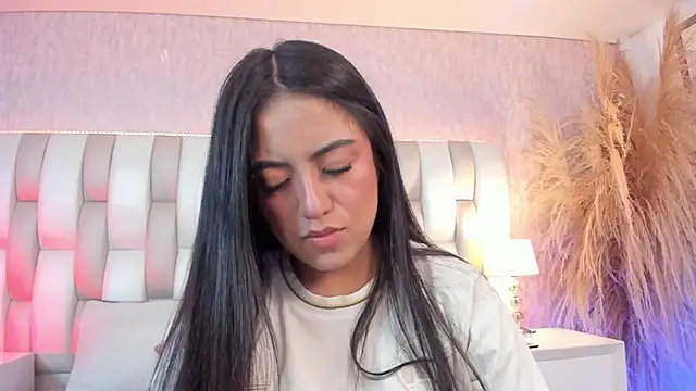 Snapshot of Rebeca_jones chatting on 07/07/26, 01:14 Rebeca jones online show from 07/07/26, 01:14