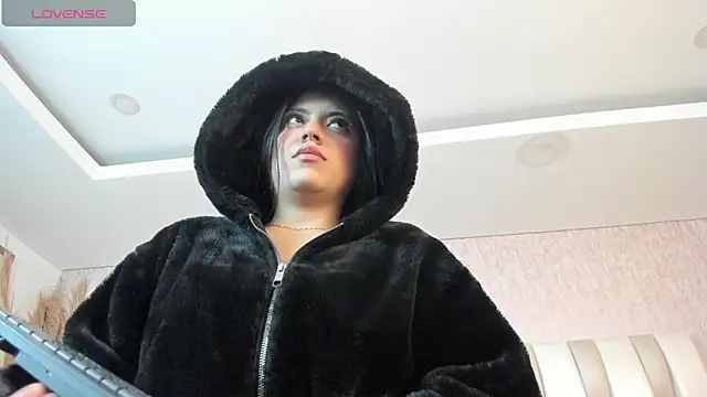 Rebeca jones online show from 01/15/26, 12:19