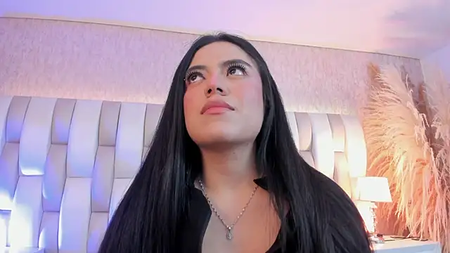 Rebeca jones online show from 03/07/26, 12:21