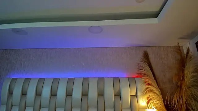 Snapshot of Rebeca_jones chatting on 05/25/26, 12:15 Rebeca jones online show from 05/25/26, 12:15