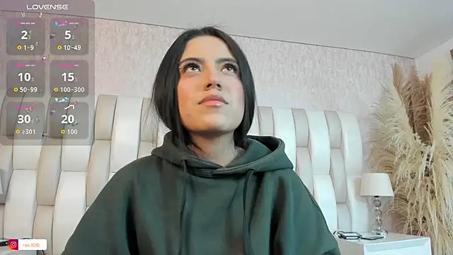 Rebeca jones online show from 02/05/26, 12:12