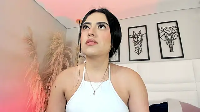 Snapshot of Rebeca_jones chatting on 10/14/25, 12:17 Rebeca jones online show from 10/14/25, 12:17