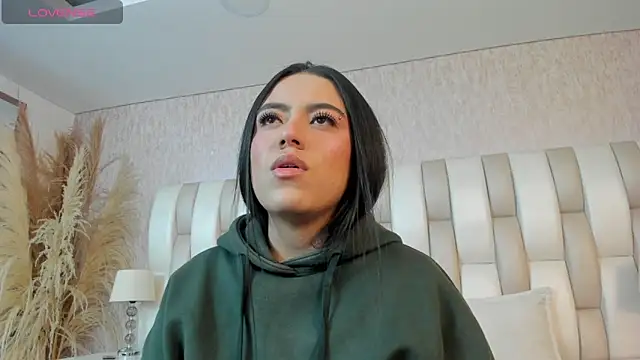 Rebeca jones online show from 02/21/26, 12:18