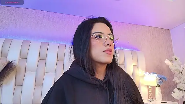 Snapshot of Rebeca_jones chatting on 03/21/25, 01:01 Rebeca jones online show from 03/21/25, 01:01