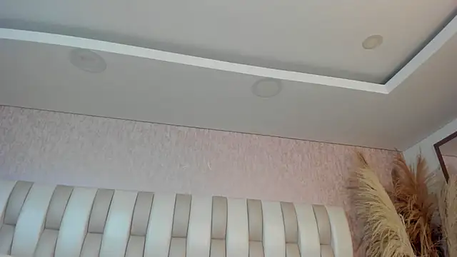 Rebeca jones online show from 04/16/26, 12:17