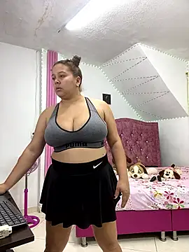 Snapshot of Rossestoner chatting on 01/16/26, 06:28 Rossestoner online show from 01/16/26, 06:28