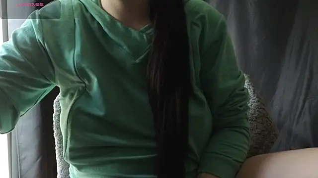 Mia G0ld online show from 04/13/26, 01:15