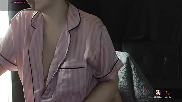 Mia G0ld online show from 04/09/26, 12:55