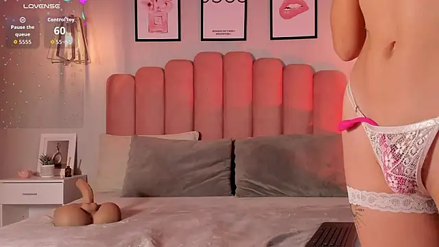 Ashleyy piink online show from 04/10/26, 04:36