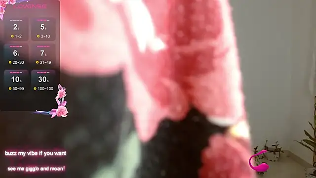 Nayade online show from 09/21/25, 11:43