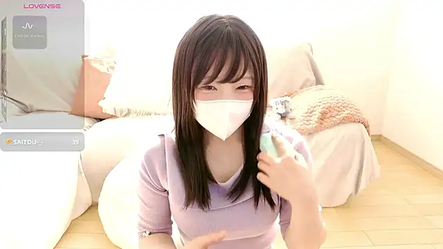 Snapshot of Ran_happy chatting on 10/15/25, 01:37 Ran happy online show from 10/15/25, 01:37
