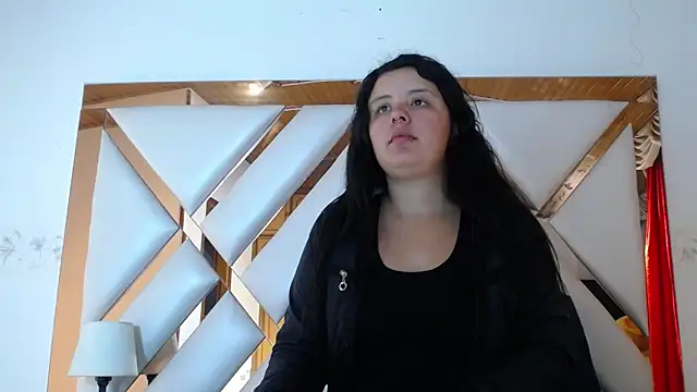 Snapshot of nathaly_low1 chatting on 04/01/26, 12:50 nathaly low1 online show from 04/01/26, 12:50