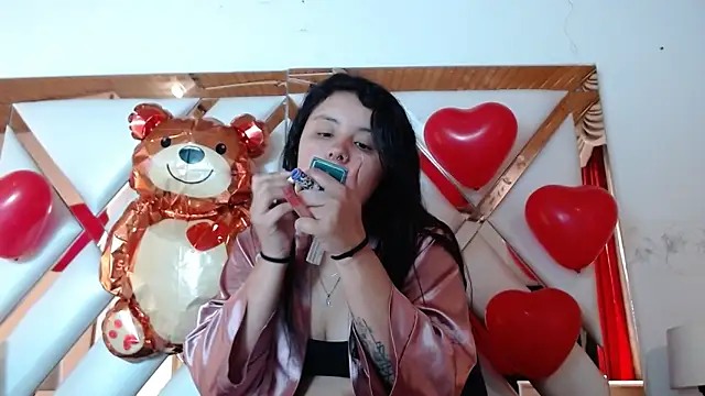 nathaly low1 online show from 02/17/26, 12:57