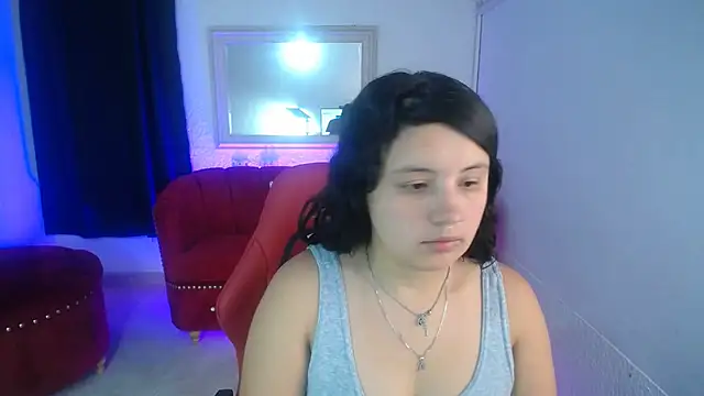 Snapshot of nathaly_low1 chatting on 06/30/26, 12:27 nathaly low1 online show from 06/30/26, 12:27
